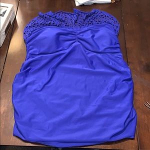 Maternity bikini top beach bump L